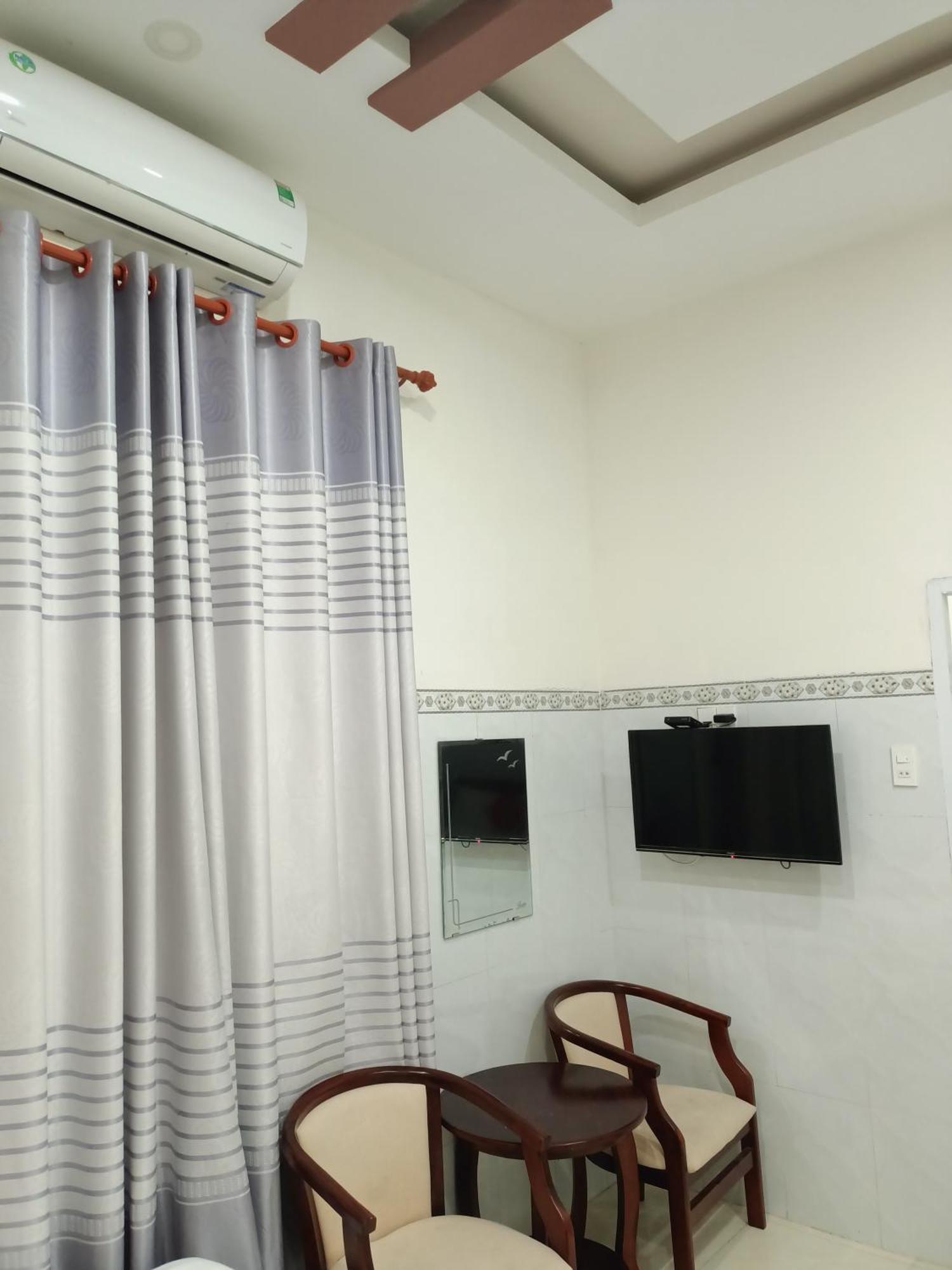 Khach San Mong An Hotel Vĩnh Hy Kültér fotó