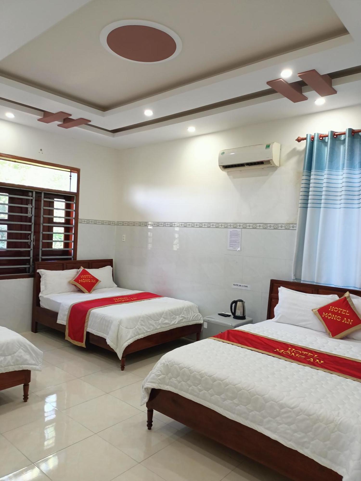 Khach San Mong An Hotel Vĩnh Hy Kültér fotó