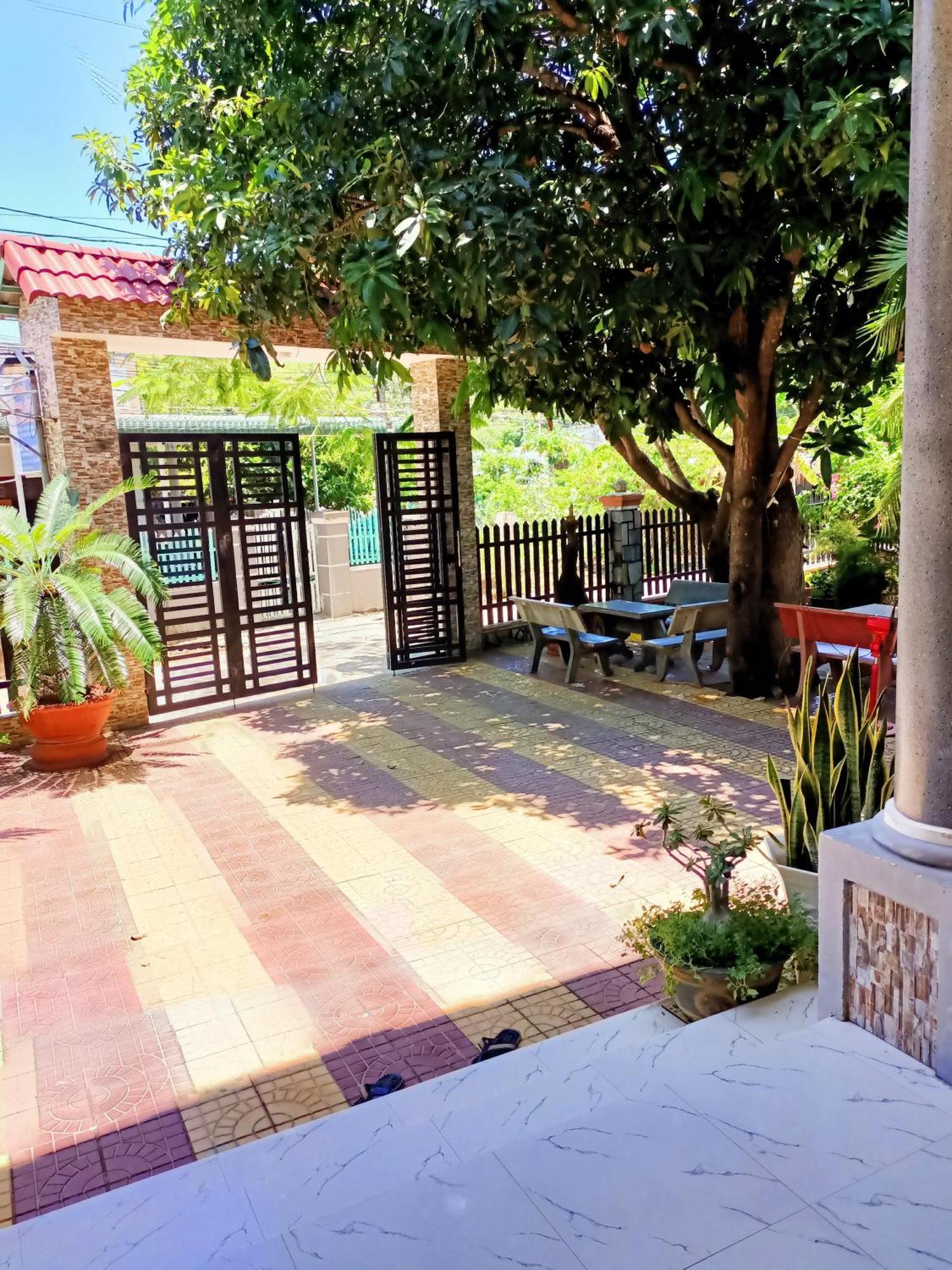 Khach San Mong An Hotel Vĩnh Hy Kültér fotó