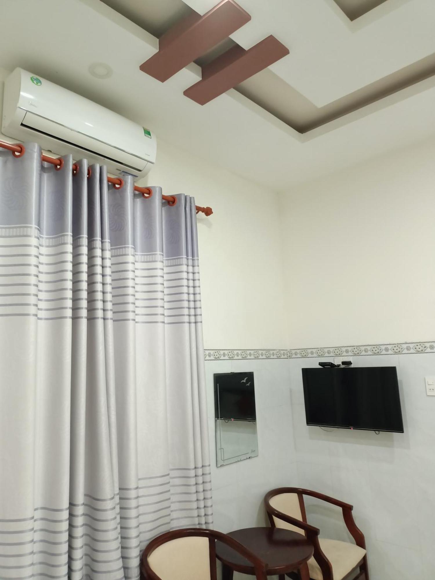 Khach San Mong An Hotel Vĩnh Hy Kültér fotó