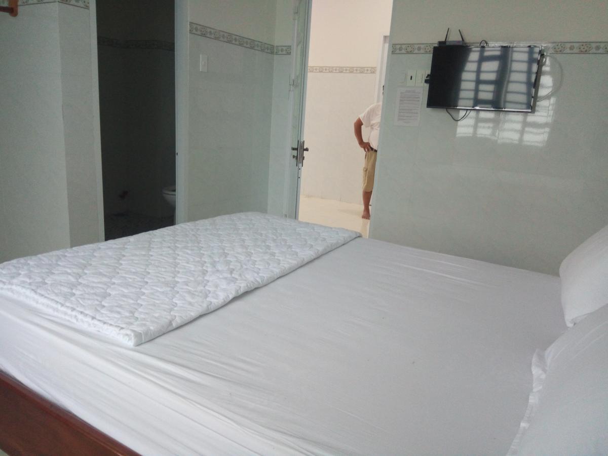 Khach San Mong An Hotel Vĩnh Hy Kültér fotó